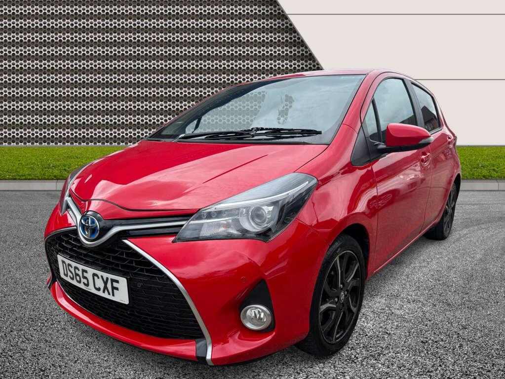 Toyota Yaris 1.5 Yaris Design Hybrid Vvt-i Cvt DS65CXF Red #3