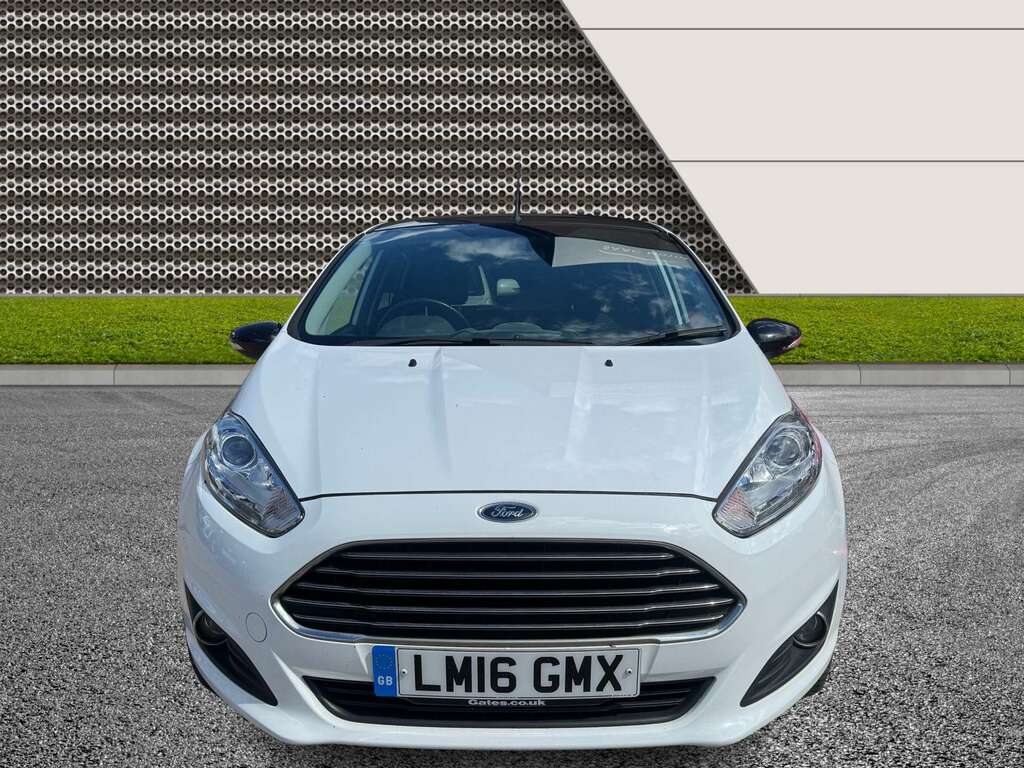 Ford Fiesta 1.0 Fiesta Zetec White Edition Autumn White