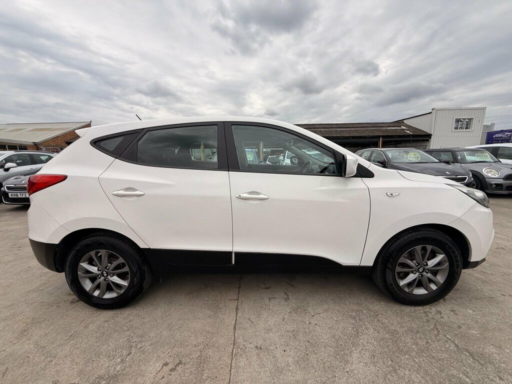 Hyundai Ix35 1.6 Gdi S Euro 5 White #4
