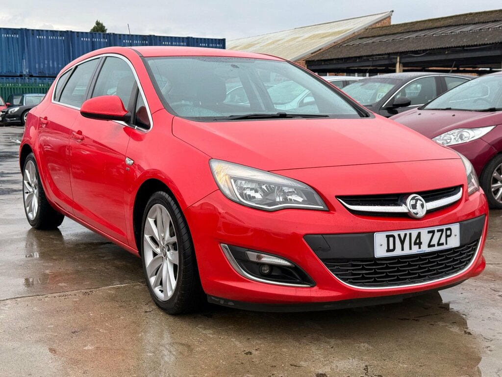 Vauxhall Astra 1.6 16V Sri Euro 5 Red