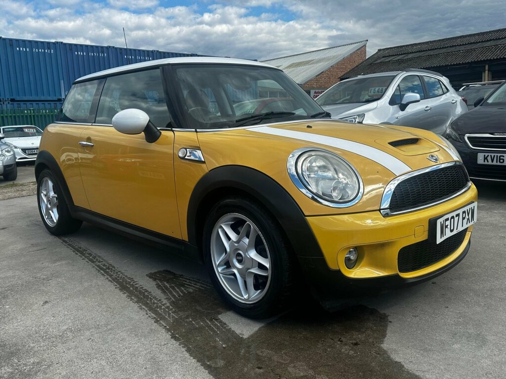 Mini Hatch 1.6 Cooper S Steptronic Euro 4 Yellow #3