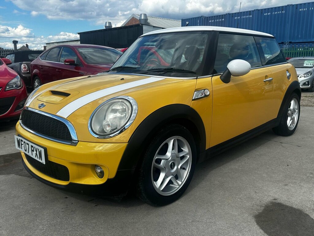 Mini Hatch 1.6 Cooper S Steptronic Euro 4 Yellow #4