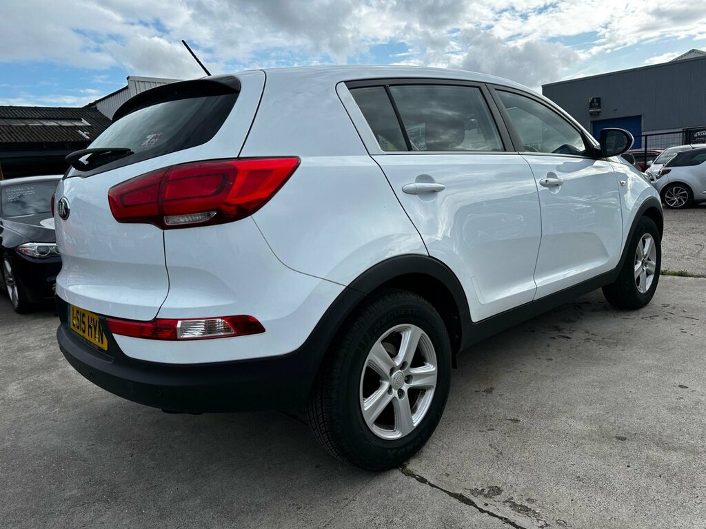 Kia Sportage 1.6 Gdi 1 2Wd Euro 5 LS15HYN White #5