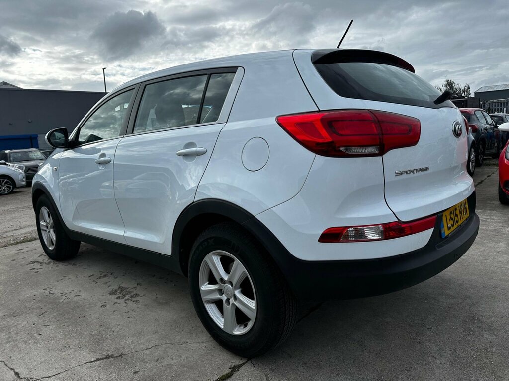Kia Sportage 1.6 Gdi 1 2Wd Euro 5 LS15HYN White #6
