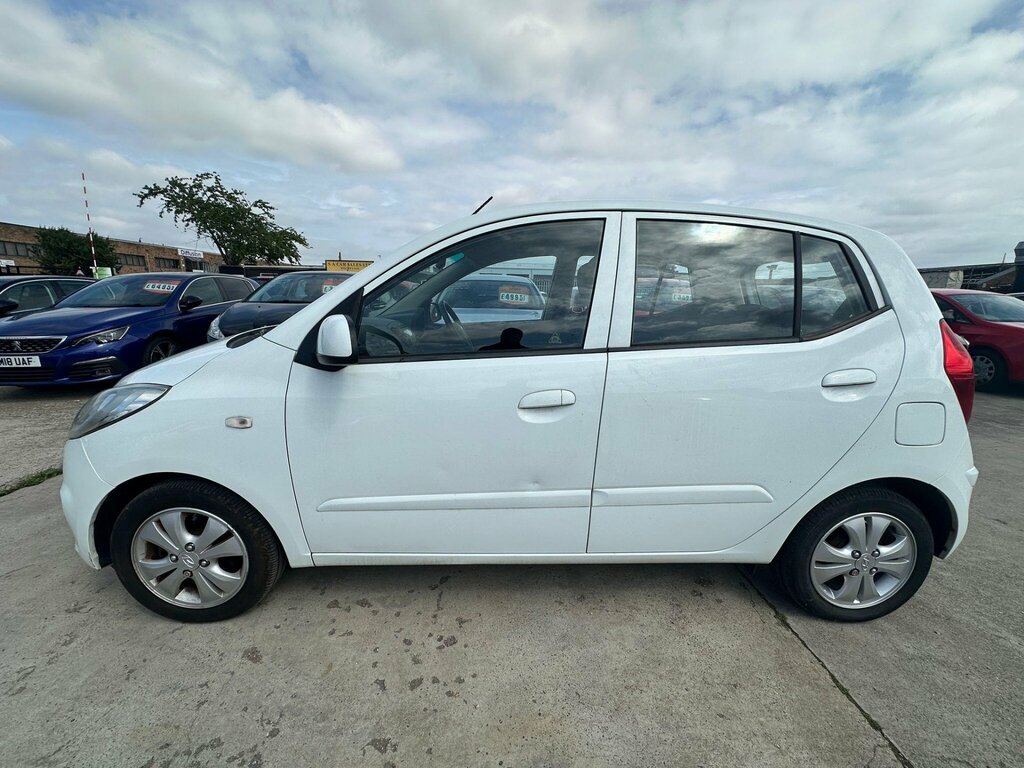 Hyundai I10 1.2 Active Euro 5 DE11XLJ White #5