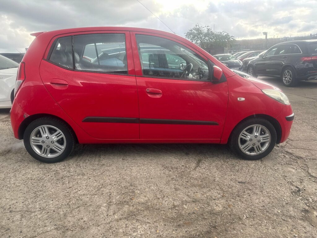 Hyundai I10 1.2 Style Euro 4 GJ59YXT Red #5