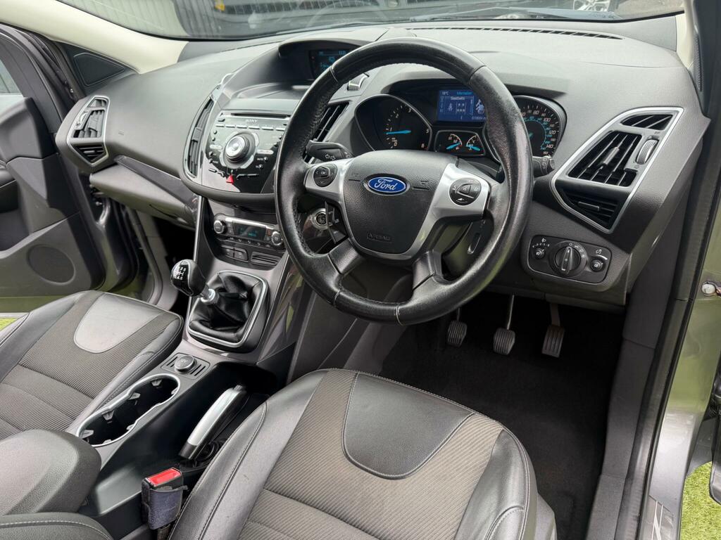 Ford Kuga 2.0 Tdci Titanium Suv Awd Euro 5 CN14SZG Grey #3