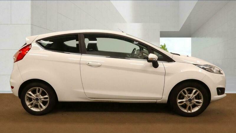 Ford Fiesta 1.25 Zetec Euro 6 GM65CLY White #3