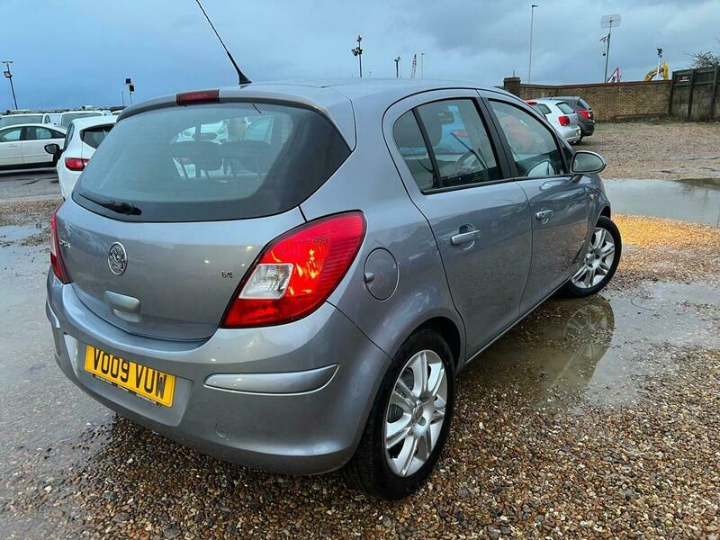 Vauxhall Corsa 1.4I 16V Design Silver #6
