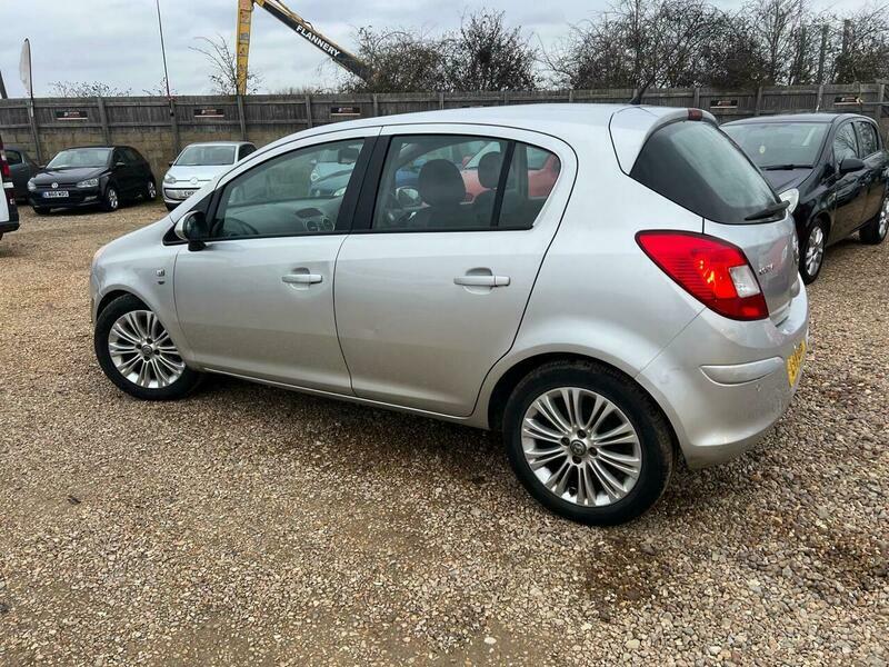 Vauxhall Corsa 1.4 16V Se Hatchback LT11GMQ Silver #5