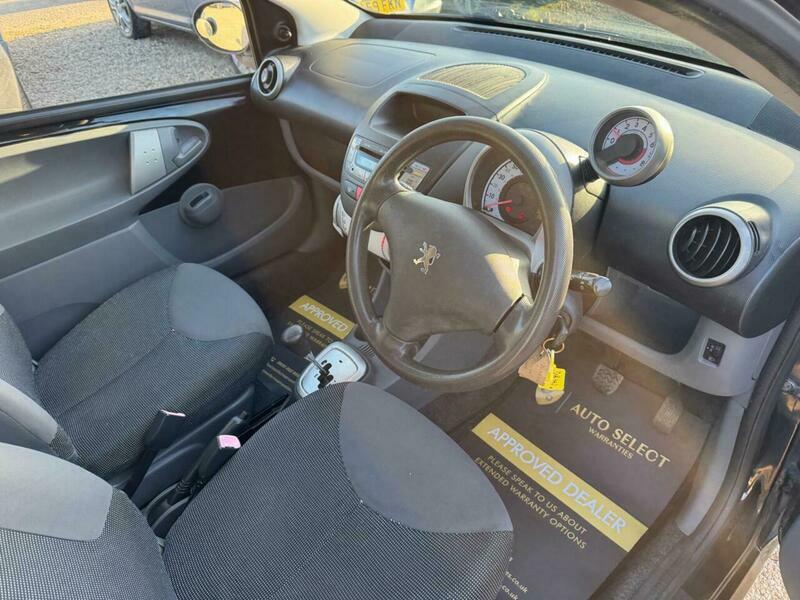 Peugeot 107 1.0 12V Urban Hatchback Black #5
