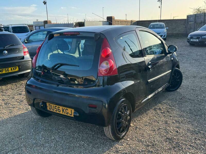 Peugeot 107 1.0 12V Urban Hatchback Black #3