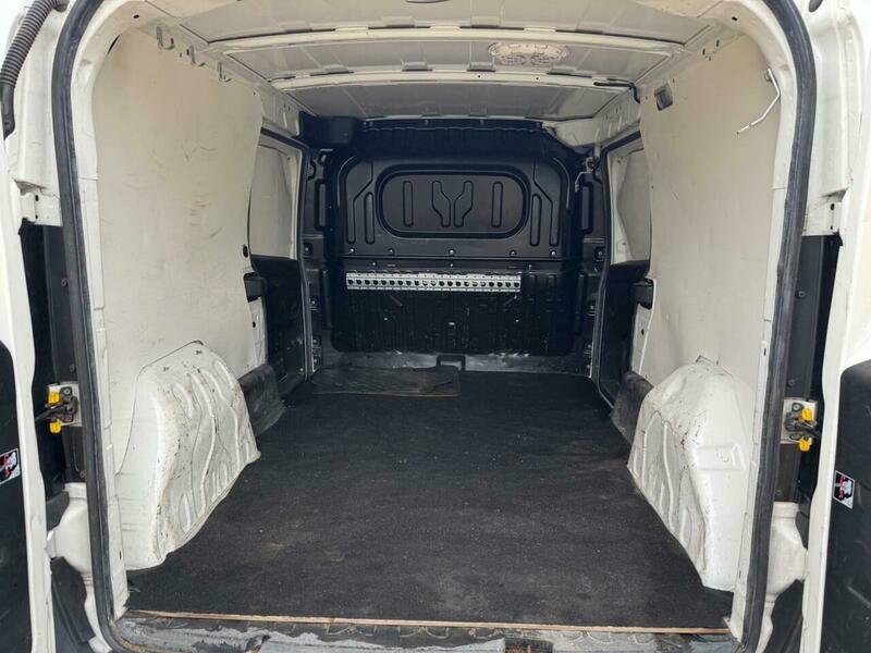 Vauxhall Combo 2000 L1h1 Cdti Ss Sportive Silver #9