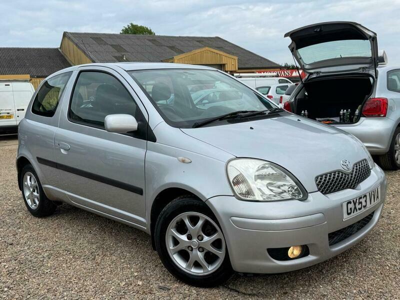 Toyota Yaris 1.3 T Spirit Vvt-i 85 Bhp Blue #11
