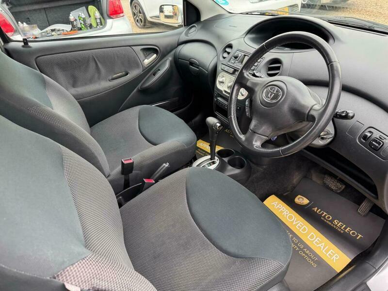 Toyota Yaris 1.3 T Spirit Vvt-i 85 Bhp Blue #7