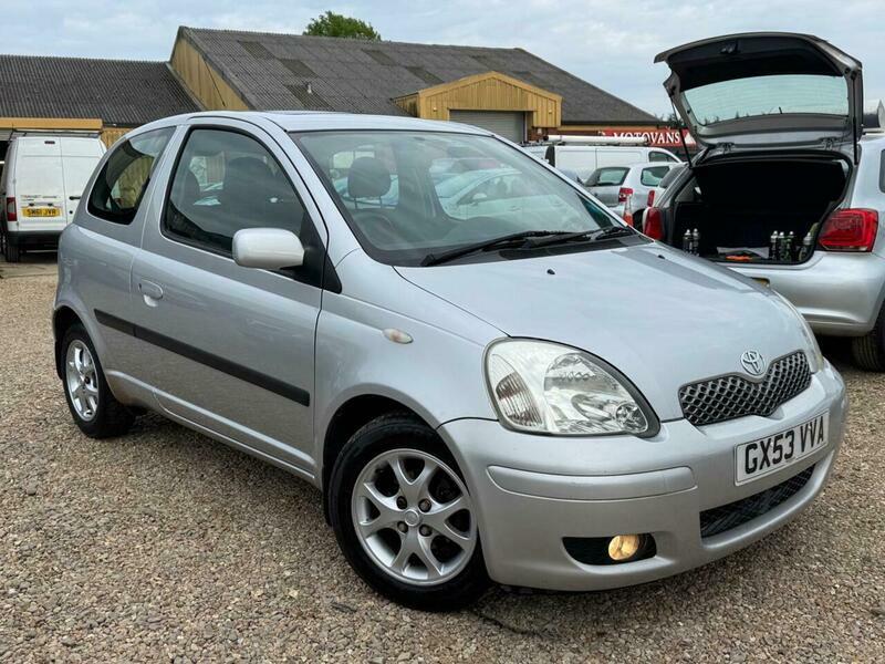Toyota Yaris 1.3 T Spirit Vvt-i 85 Bhp Blue #4