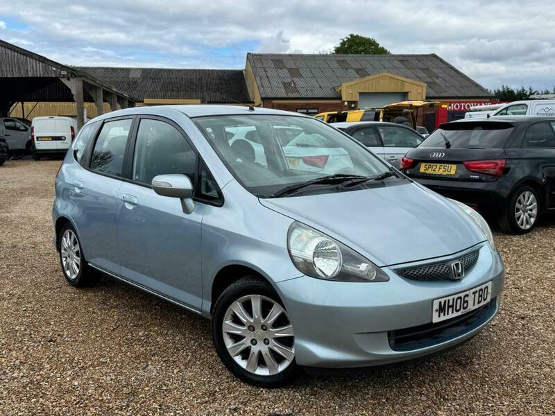 Honda Jazz 1.4 I-dsi Se Cvt-7 Blue