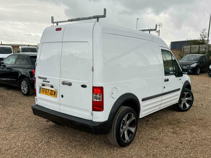 Ford Transit Connect Diesel White #15
