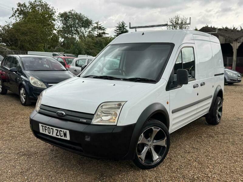 Ford Transit Connect Diesel White #3