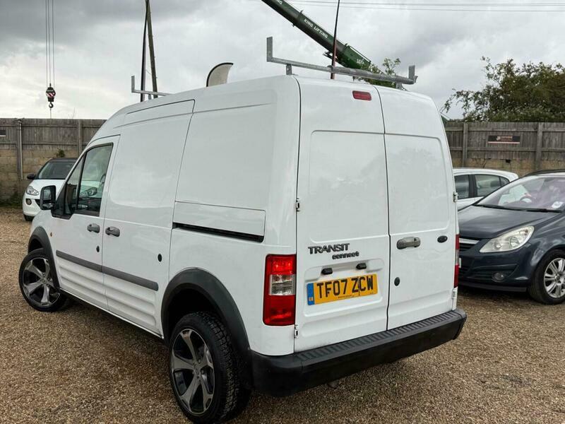 Ford Transit Connect Diesel White #5