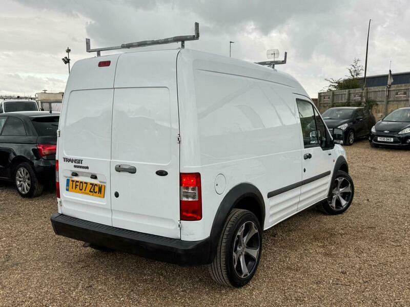 Ford Transit Connect Diesel White #14