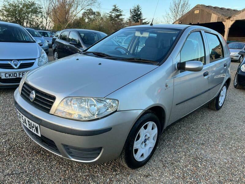 Fiat Punto 1.2 Dynamic Hatchback Grey #4