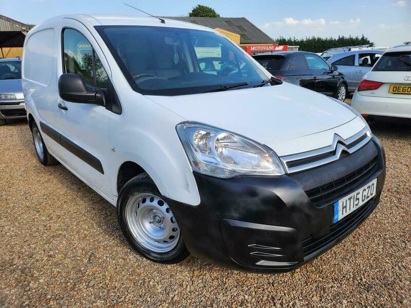 Citroen Berlingo 1.6 Bluehdi 625 LX HT15GZO White #4