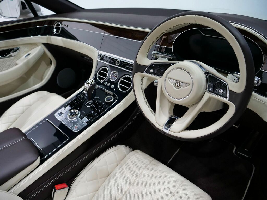 Bentley Continental Gt 2021 4.0 V8 Gtc Convertible 4Wd Eu White #4