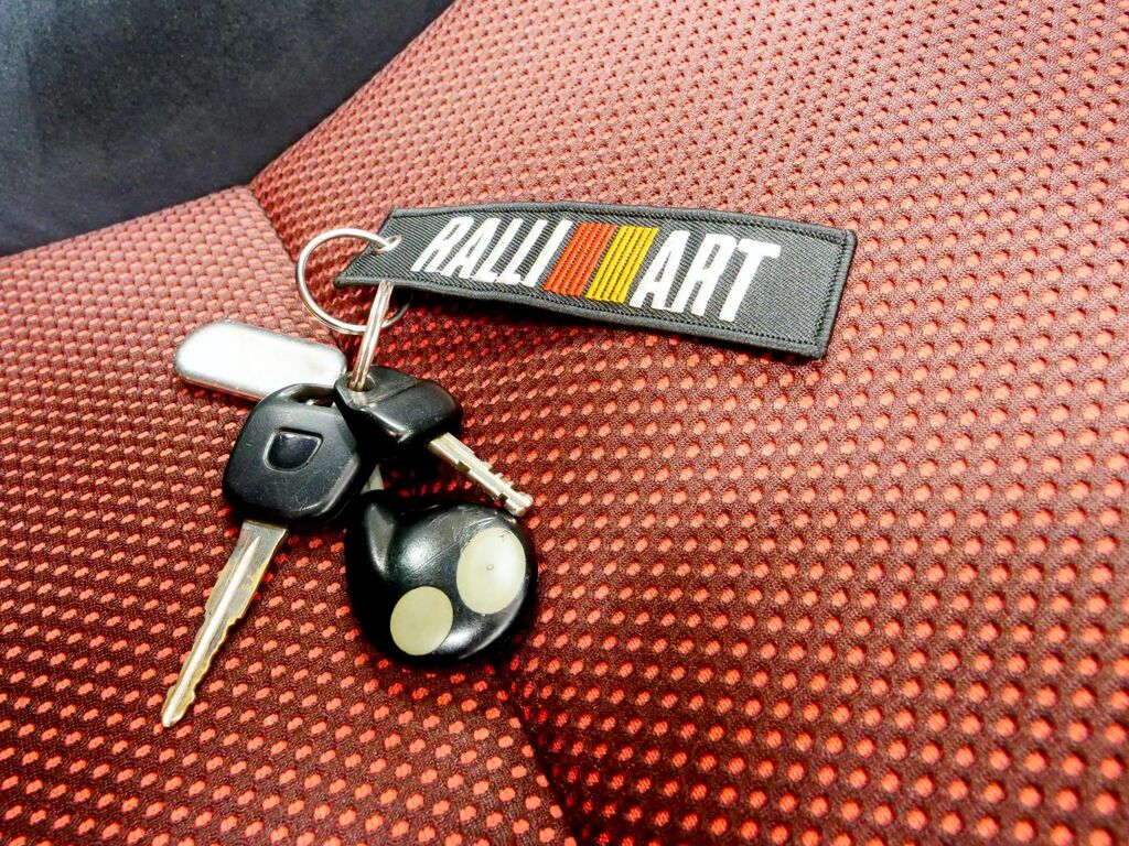 Mitsubishi Lancer 2.0 L Evo 6 Gsr Uk Model Silver #88