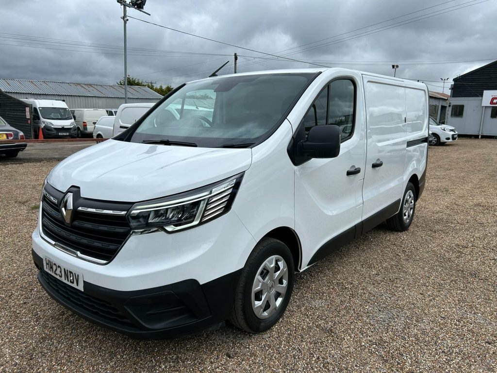 Renault Trafic 2L Business HN23NDV White #2