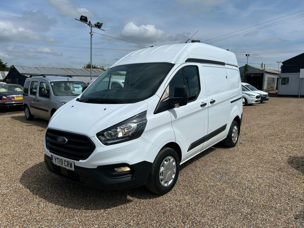 Ford Transit Custom 2L Null YT19CRW White #2
