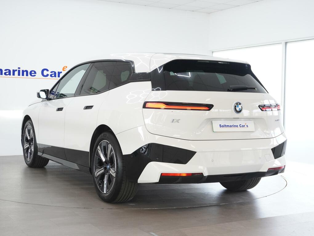 BMW iX 40 76.6Kwh M Sport Edition Suv X White #5