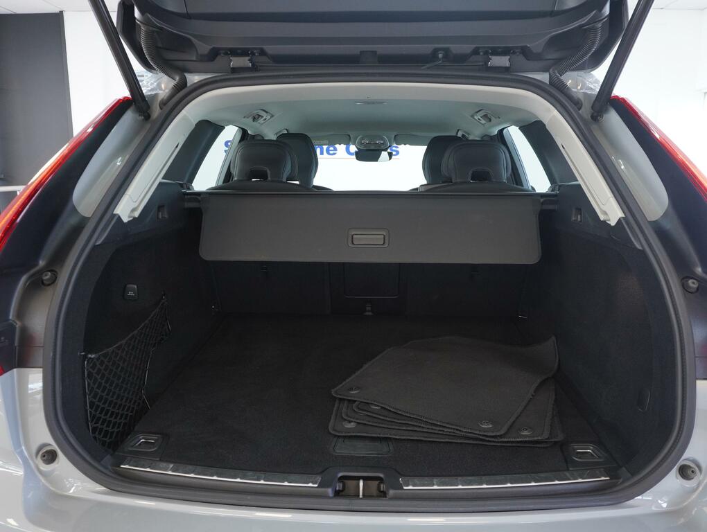 Volvo XC60 2.0 B5 Mhev Plus Suv Hybrid Awd Eu ML24CPN Grey #6