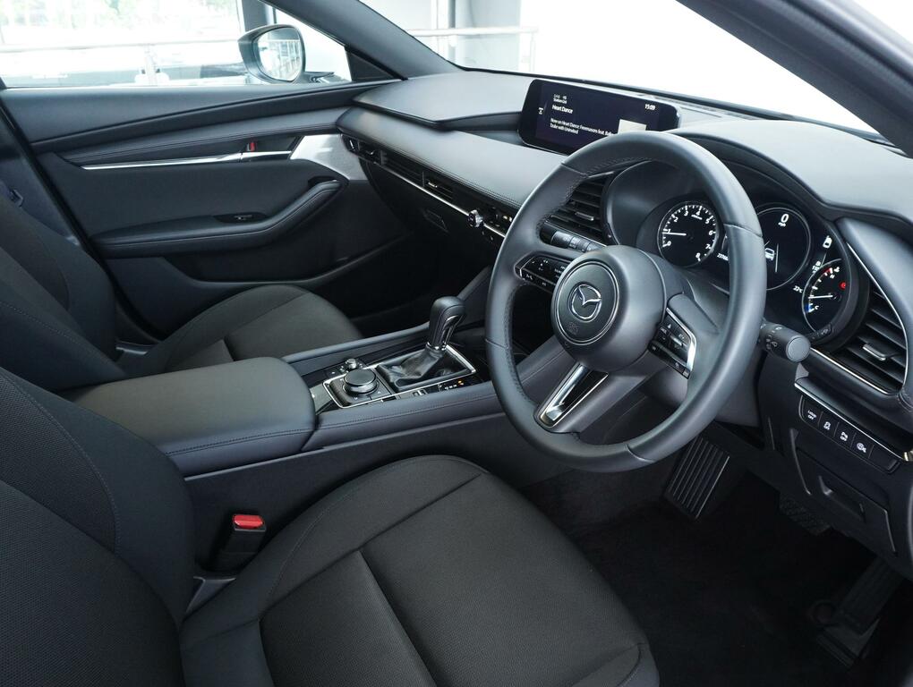 Mazda 3 Exclusive-line 140 Ps MJ25YPM White #3