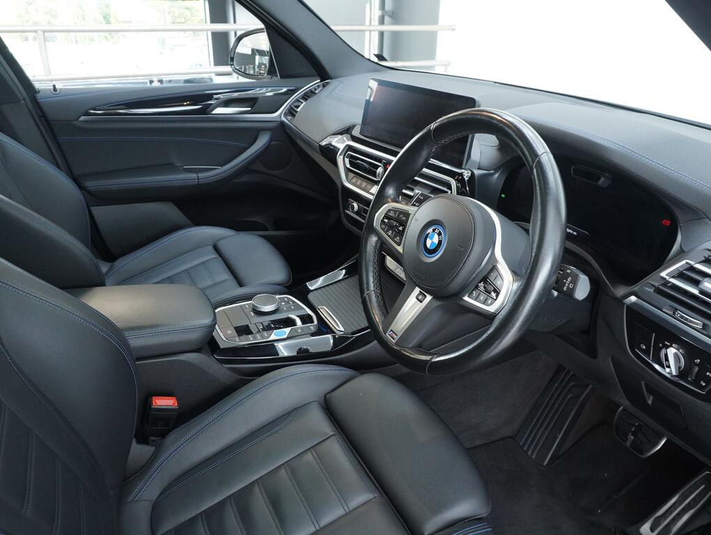 BMW iX3 80Kwh M Sport Suv 286 Ps YC73HNH White #3