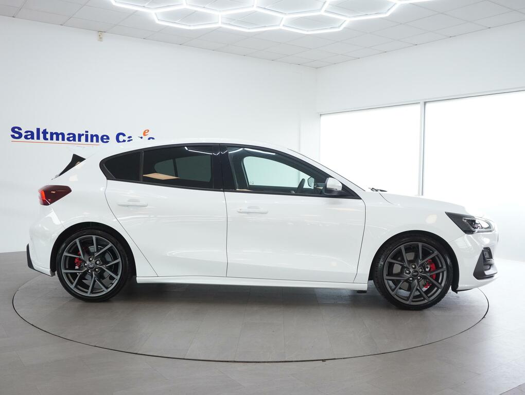 Ford Focus 2.3T Ecoboost St Hatchback Euro LO23WCT White #4