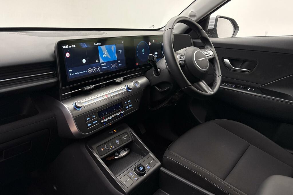 Hyundai Kona 65.4Kwh Advance Suv 218 Ps Silver #3