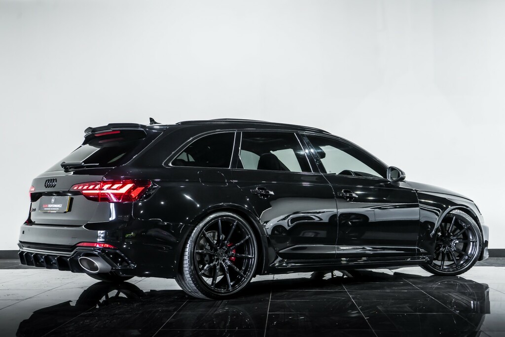 Audi RS4 Avant Estate 2.9 Tfsi V6 202070 Black #3