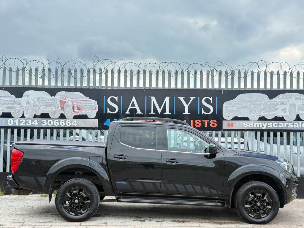 Nissan Navara 2.3 Dci N-guard 4Wd Euro 6 YF21JHO Black #3