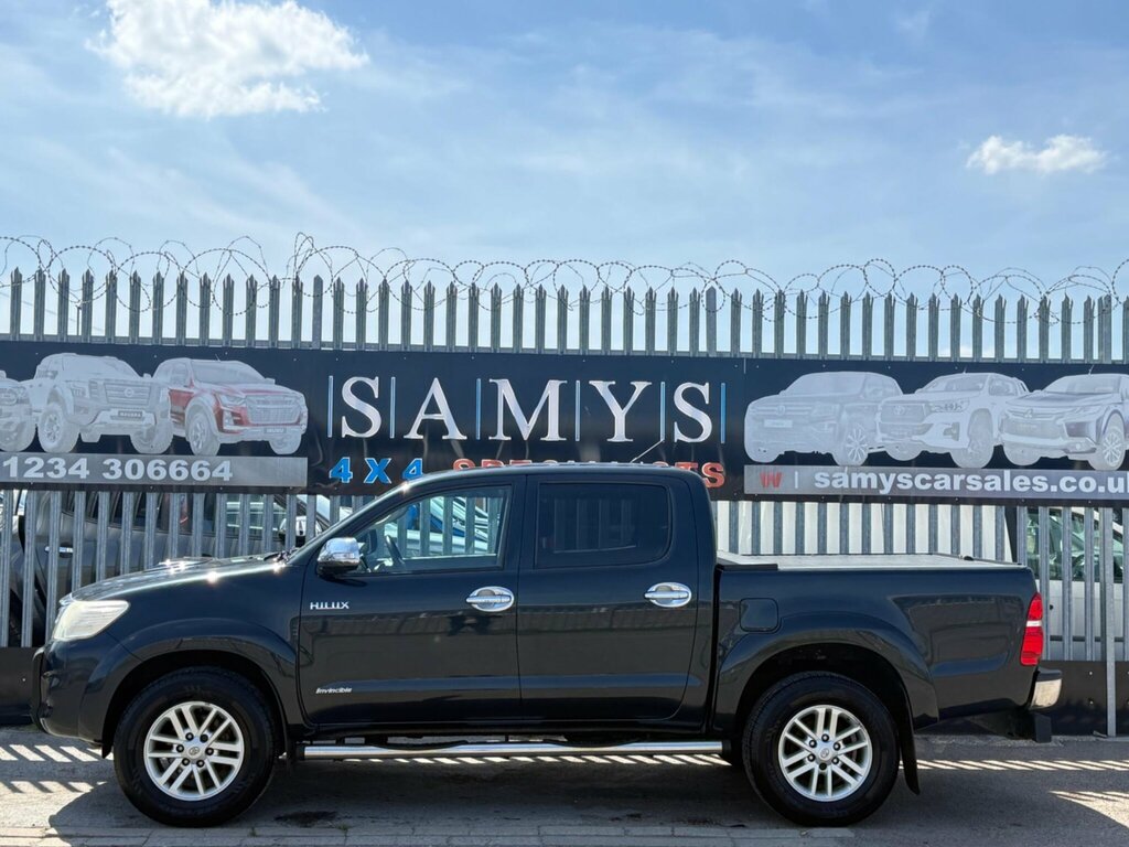 Toyota HILUX 3.0 D-4d Invincible 4Wd Euro 5 Grey #4