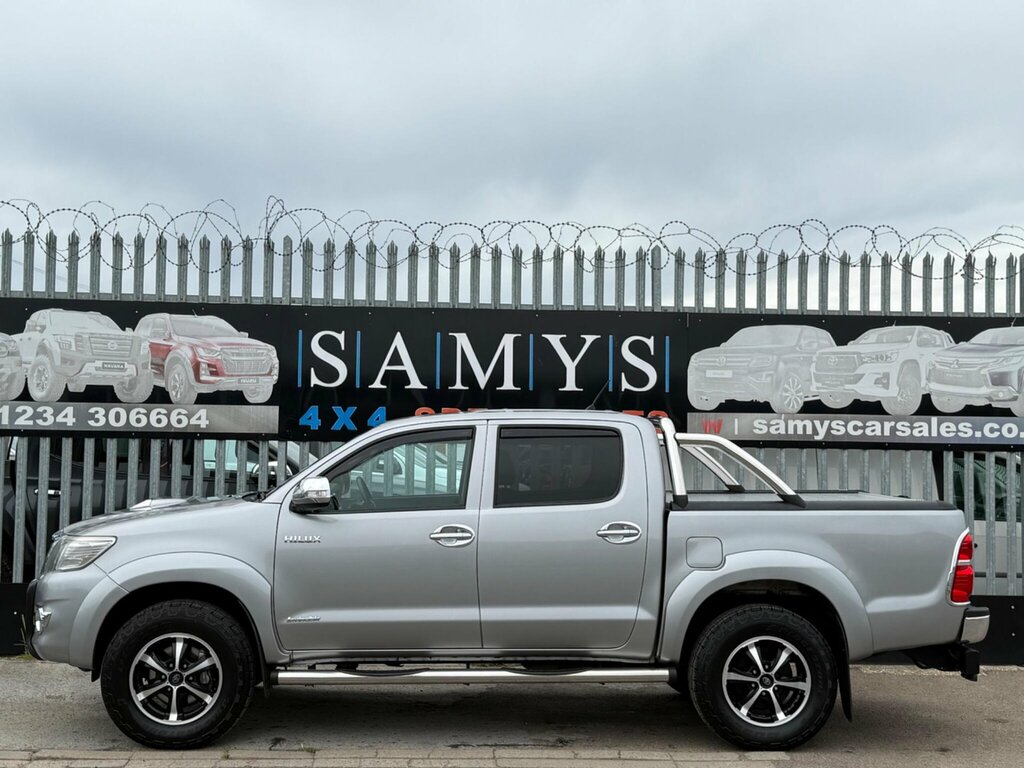 Toyota HILUX 3.0 D-4d Invincible X 4Wd Euro 5 Hi Over Silver #4