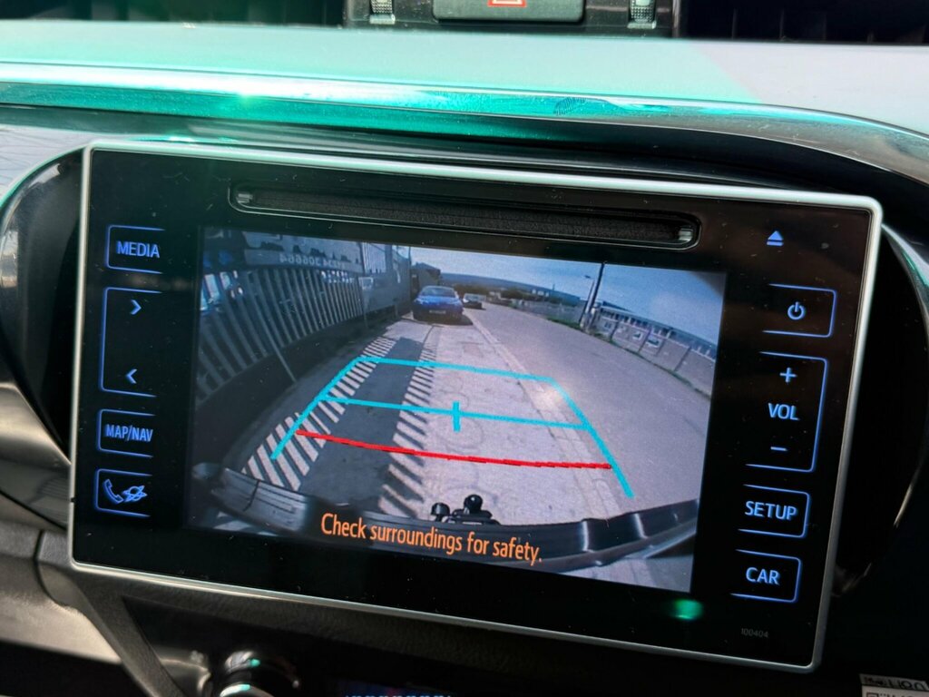 Toyota HILUX Invincible X Ltd Ed Dcab Pup 2.4 D-4d 3.5T Black #9