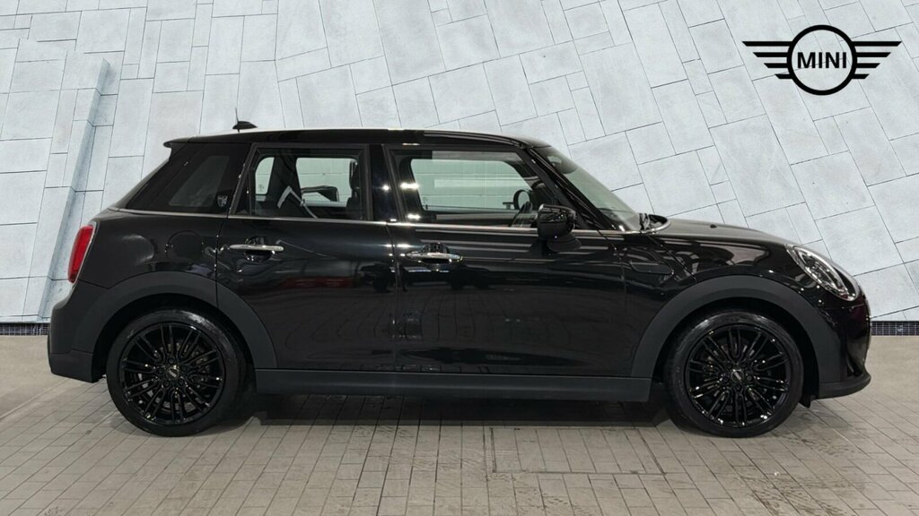 Mini Hatch 5-Door Hatch Cooper Exclusive YC72AHK Black #6