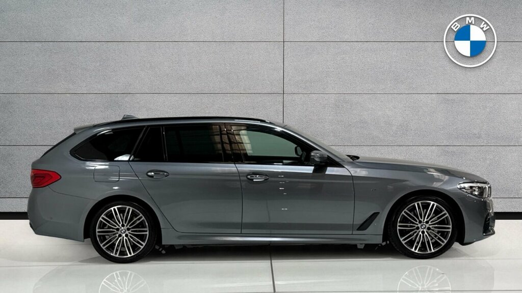 BMW 5 Series 530D M Sport Touring FY68OAS #6
