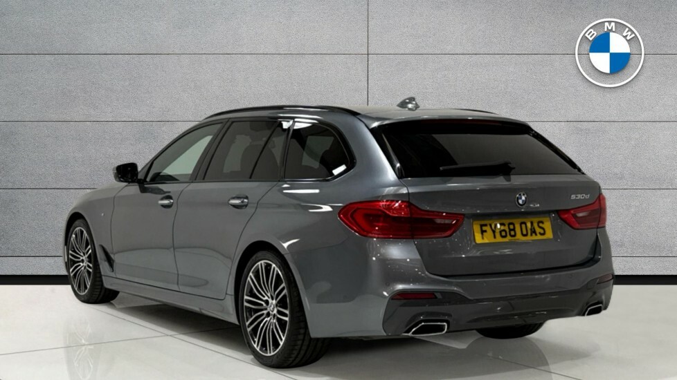 BMW 5 Series 530D M Sport Touring FY68OAS #3