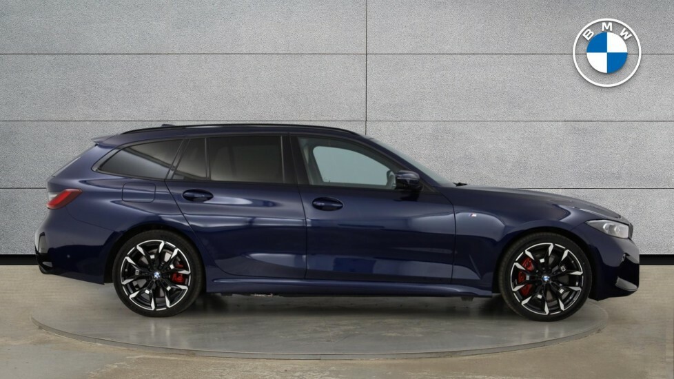 BMW 3 Series 330E M Sport Touring YL25EYW Blue #5