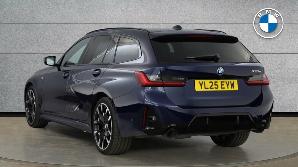 BMW 3 Series 330E M Sport Touring YL25EYW Blue #4