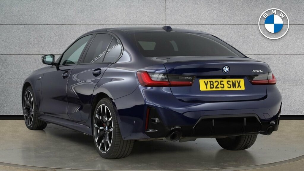 BMW 3 Series 330E M Sport Saloon YB25SWX Blue #4