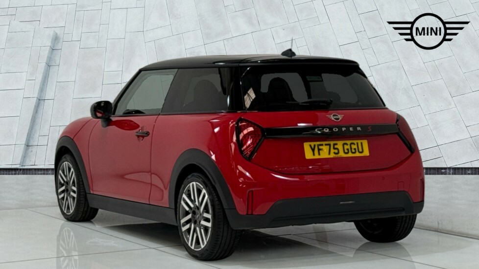 Mini Hatch Cooper S YF75GGU Red #4