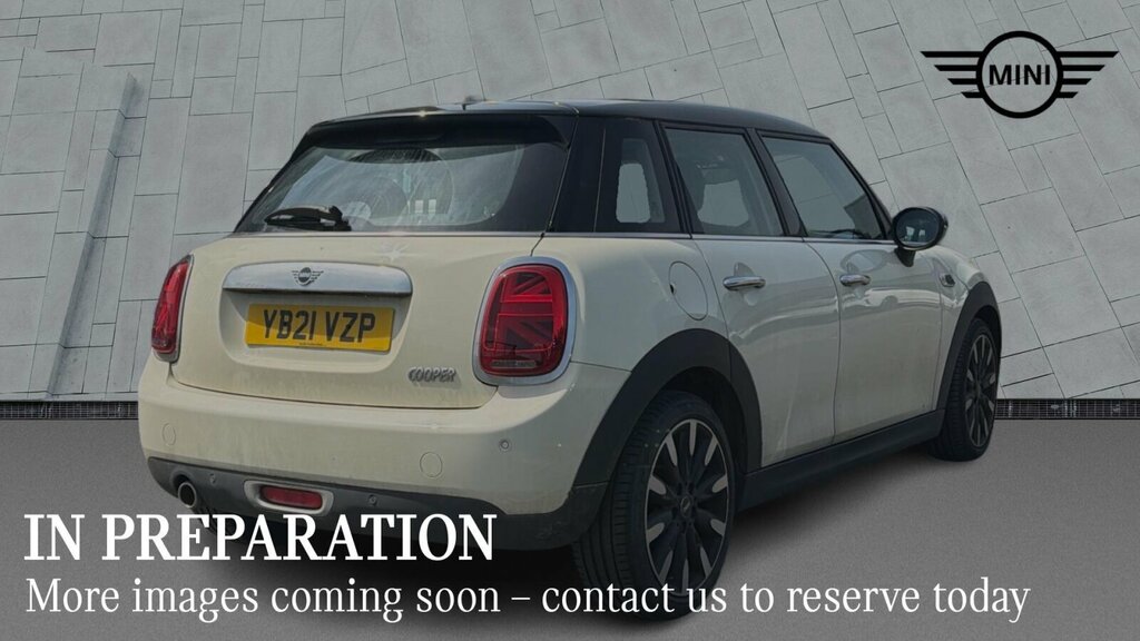 Mini Hatch 5-Door Hatch Cooper Exclusive YB21VZP White #4